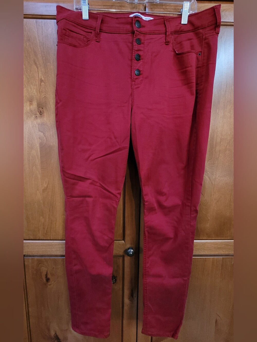 EUC | Old Navy Sateen Rockstar Super Skinny High-Rise Pants Red